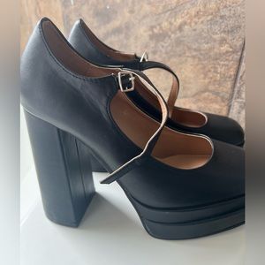 New rampage platform Mary Jane shoes